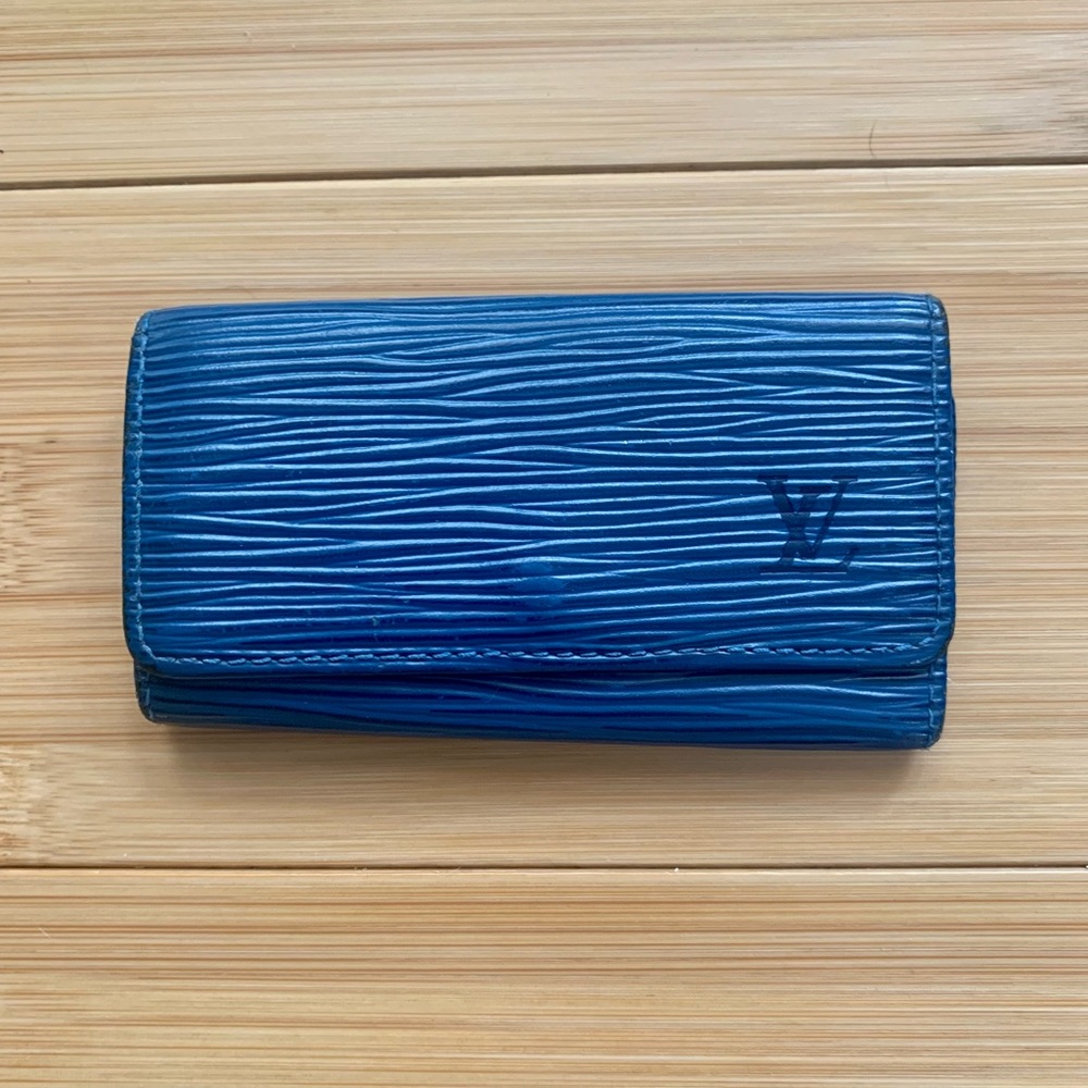 Louis Vuitton key pouch/holder.